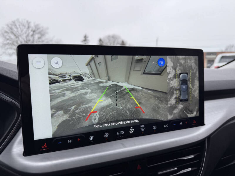 2024 Ford Escape Platinum