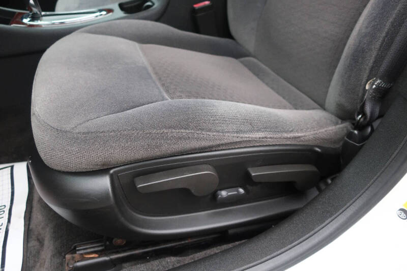 2009 Chevrolet Impala LS