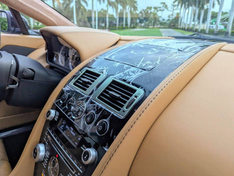 2009 Aston Martin V8 Vantage