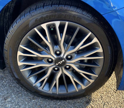 2022 Kia Forte GT Line