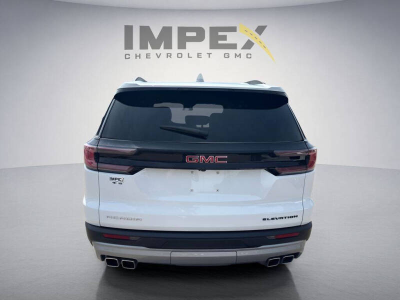 2025 GMC Acadia Elevation