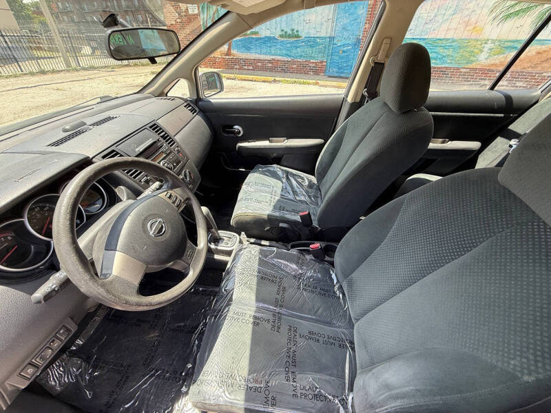 2012 Nissan Versa 1.8 S