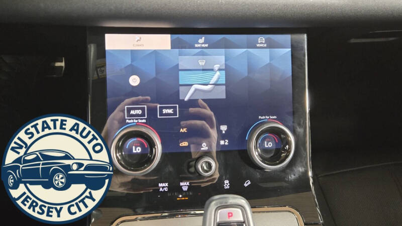 2023 Land Rover Range Rover Evoque P250 R-Dynamic SE