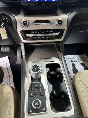 2023 Ford Explorer
