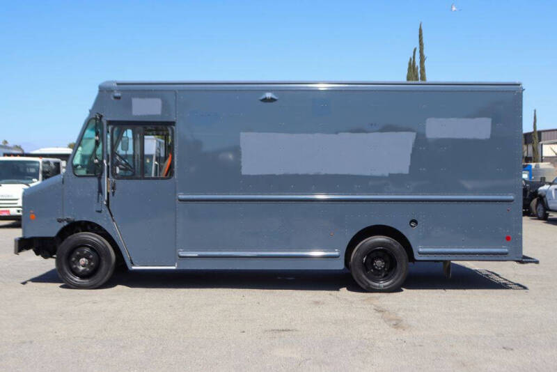 2020 Freightliner MT45 Chassis