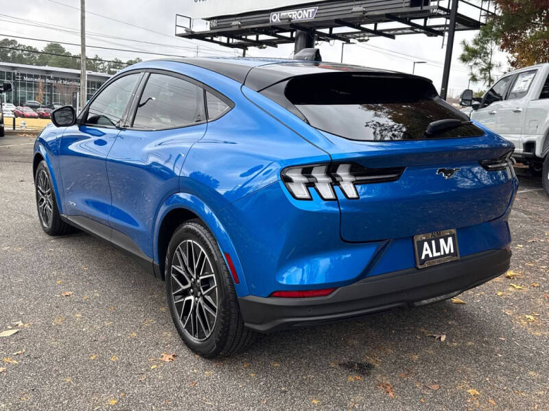 2025 Ford Mustang Mach-E Premium