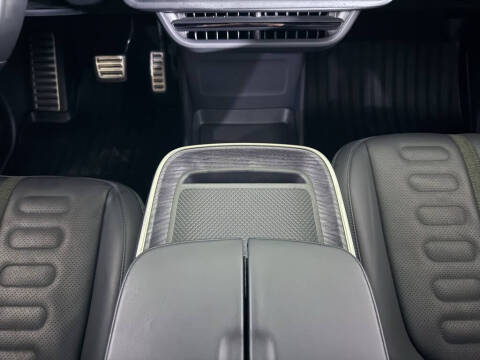 2022 Rivian R1T Adventure