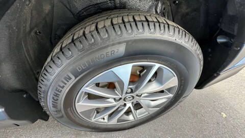 2017 Toyota RAV4 Hybrid XLE