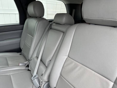 2016 Toyota Sequoia SR5