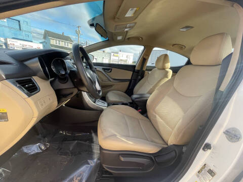 2012 Hyundai Elantra GLS