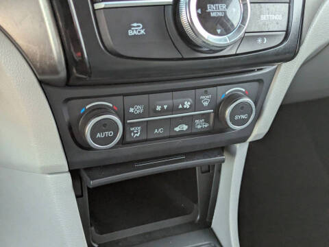 2020 Acura ILX w/Premium