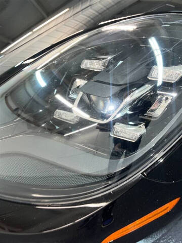 2018 Porsche Panamera 4