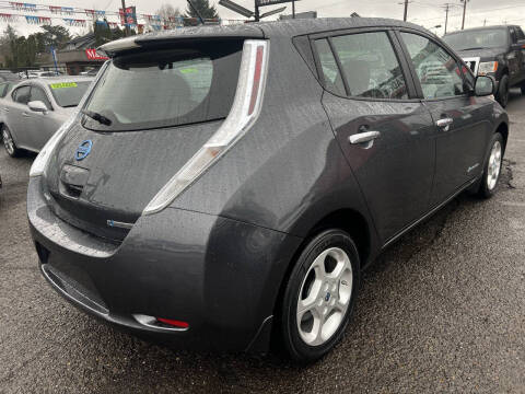 2013 Nissan LEAF SV