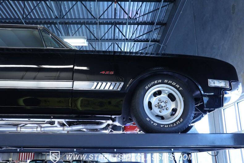 1966 Oldsmobile Starfire