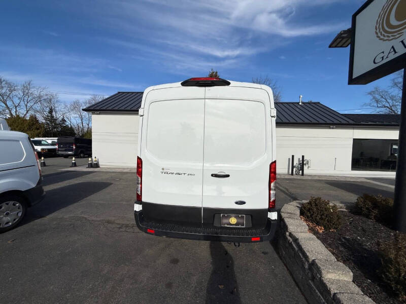 2023 Ford Transit 250