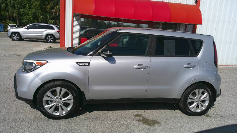 2016 Kia Soul +