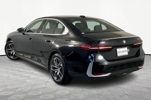 2026 BMW 5 Series 530i xDrive