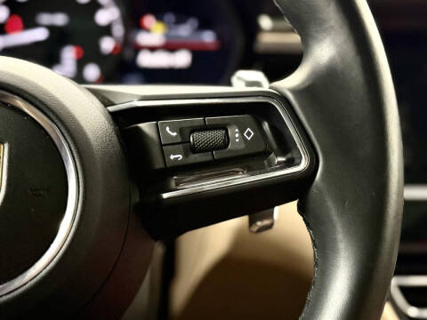 2023 Porsche Macan T