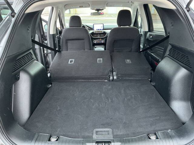 2022 Ford Escape SE