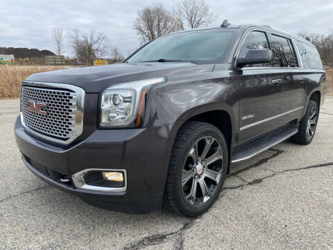 2015 GMC Yukon XL for sale at Continental Motors LLC in Hartford WI