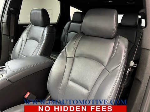 2022 Buick Enclave Essence