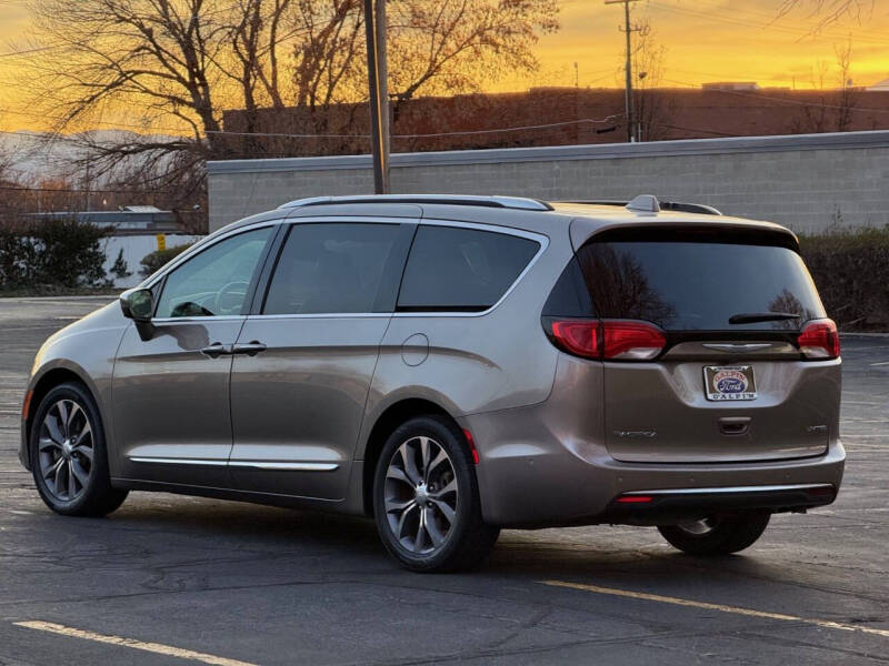 2017 Chrysler Pacifica Limited