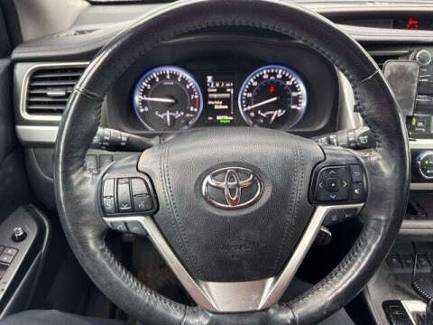 2018 Toyota Highlander Limited Platinum