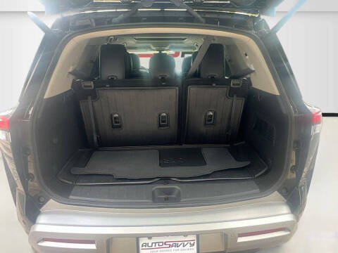 2023 Nissan Pathfinder Platinum