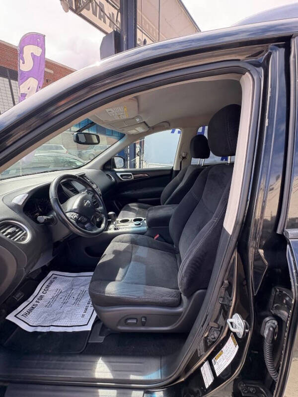 2015 Nissan Pathfinder SV