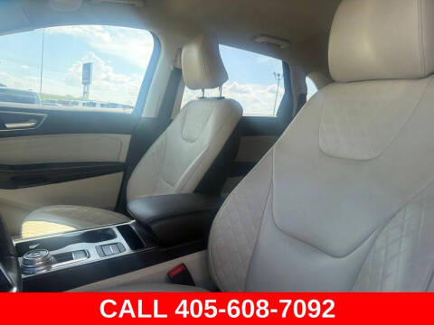 2023 Ford Edge Titanium