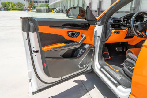 2022 Lamborghini Urus