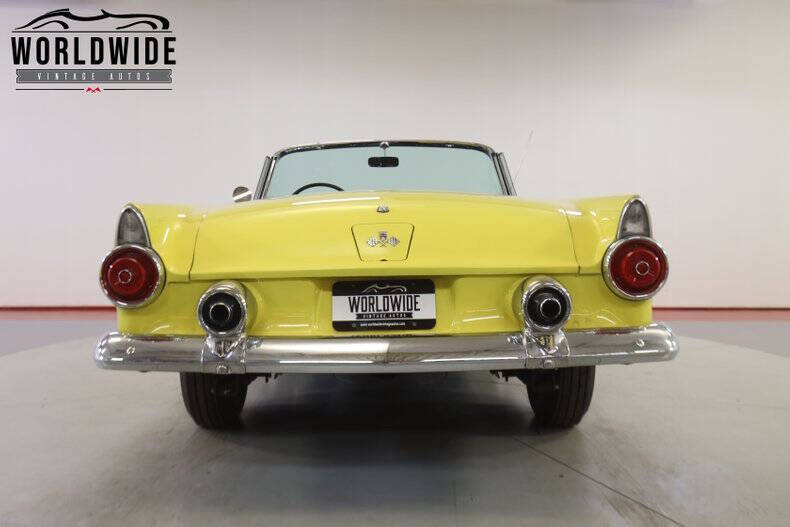 1955 Ford Thunderbird