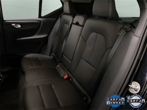 2025 Volvo XC40 B5 Plus Bright Theme