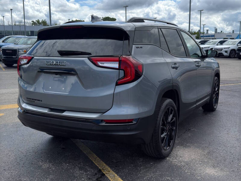 2024 GMC Terrain SLE