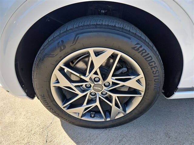 2022 Genesis GV70 2.5T Standard