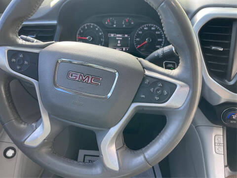 2017 GMC Acadia SLE-2