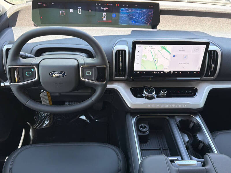 2026 Ford Expedition Active