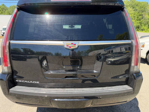 2018 Cadillac Escalade ESV Standard