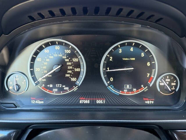 2016 BMW 5 Series 528i