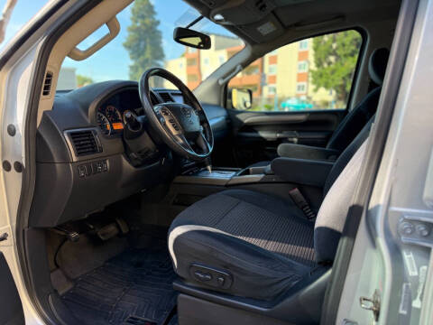 2014 Nissan Armada SV