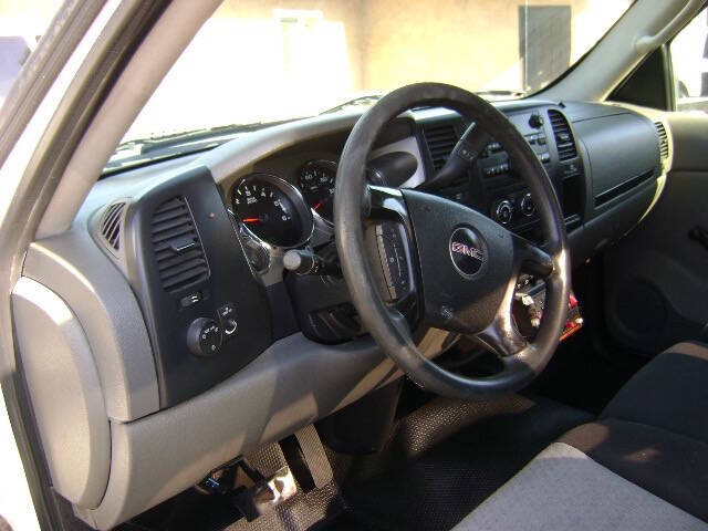 2009 GMC Sierra 2500HD Work Truck