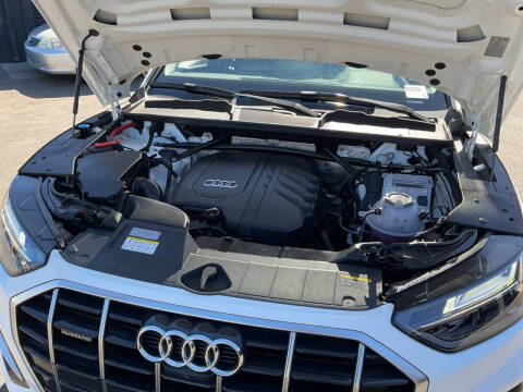 2023 Audi Q5 quattro Premium Plus 40 TFSI