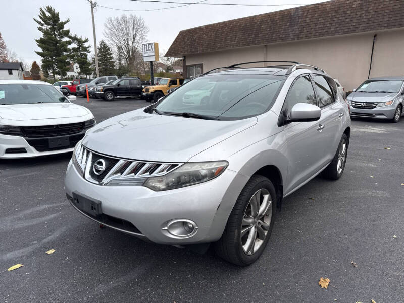 2010 Nissan Murano LE photo 2