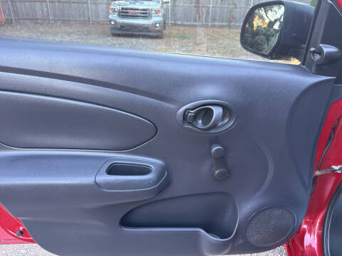 2015 Nissan Versa 1.6 S