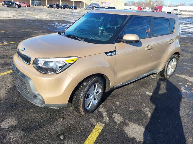 2015 Kia Soul for sale at Sara Auto Mall, LLC in Cleveland, OH