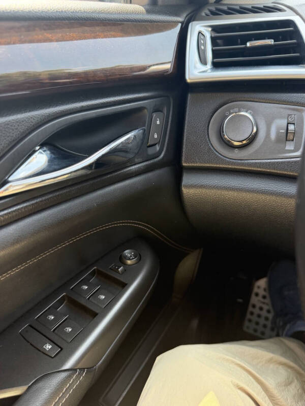 2012 Cadillac SRX Luxury Collection