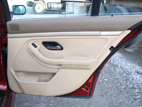 2001 BMW 5 Series 525i