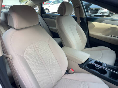 2016 Hyundai Sonata SE