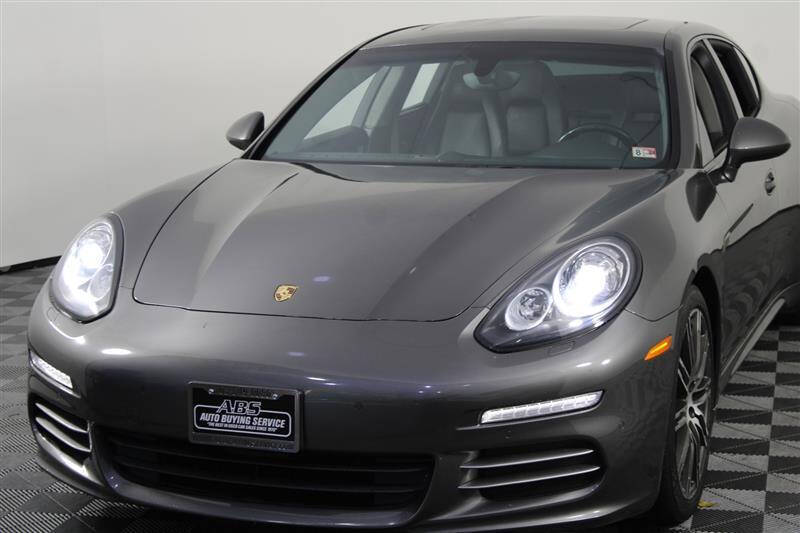 2015 Porsche Panamera