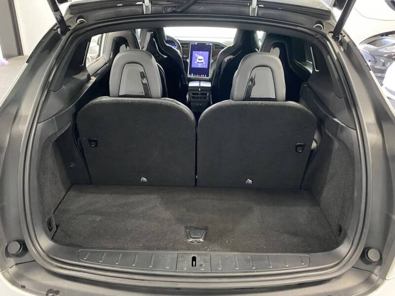 2016 Tesla Model X 90D